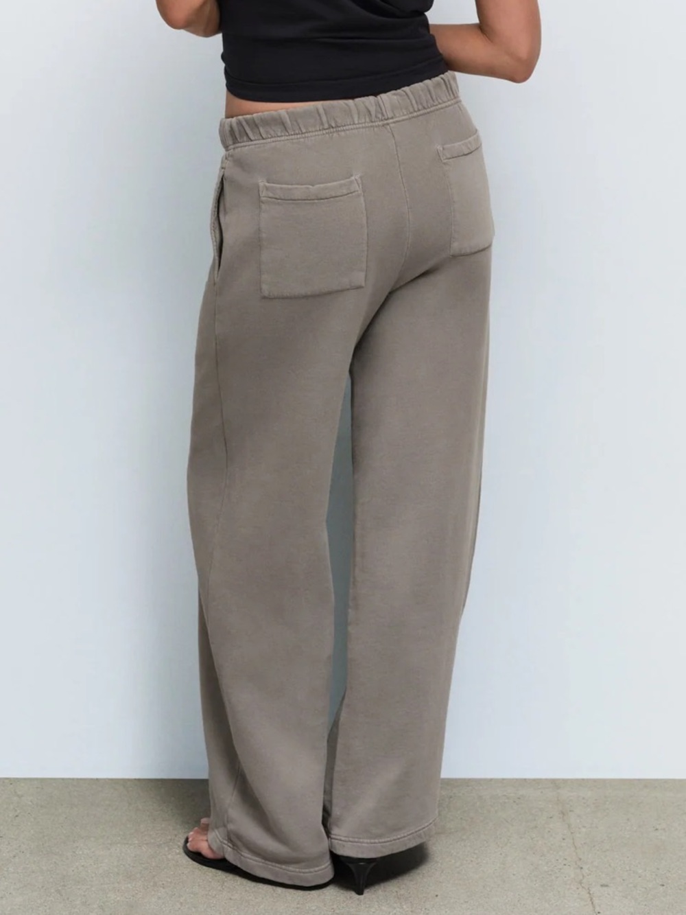 NWT Mate the Label Organic Fleece Straight Leg Sweatpant - Picture 2 of 4